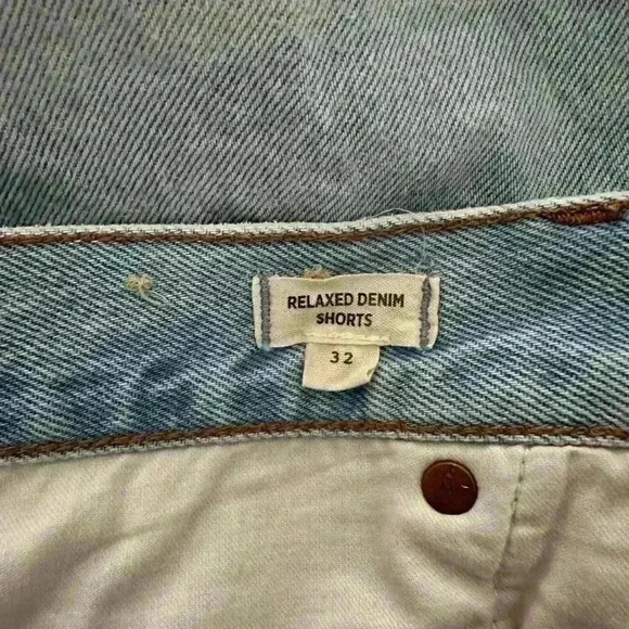 Madewell Distressed Relaxed Denim Shorts in Cedarcroft Wash Women’s 32 - Picture 9 of 10
